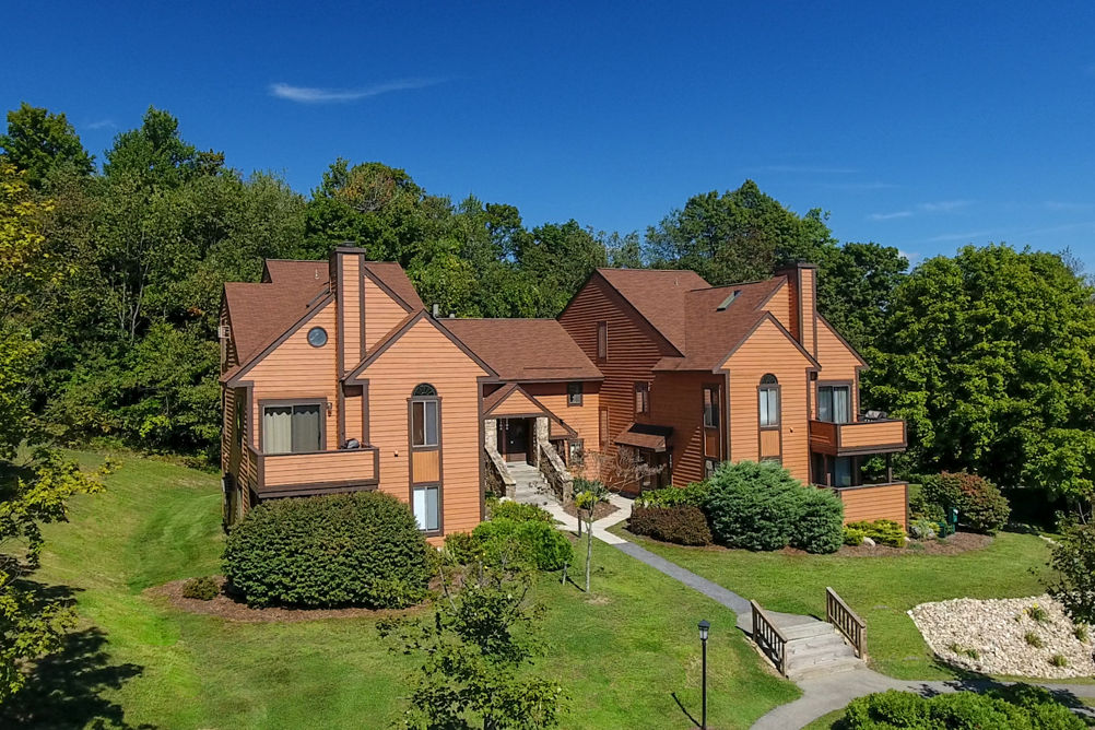 Exterior of Swiss Mountain Cottages at Seven Springs