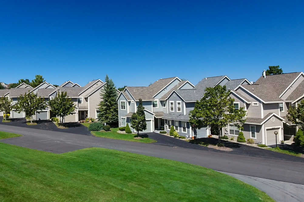 Exterior of The Villages Condos at Seven Springs