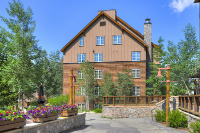 Exterior of Condo Building at Keystone Mountain Resort