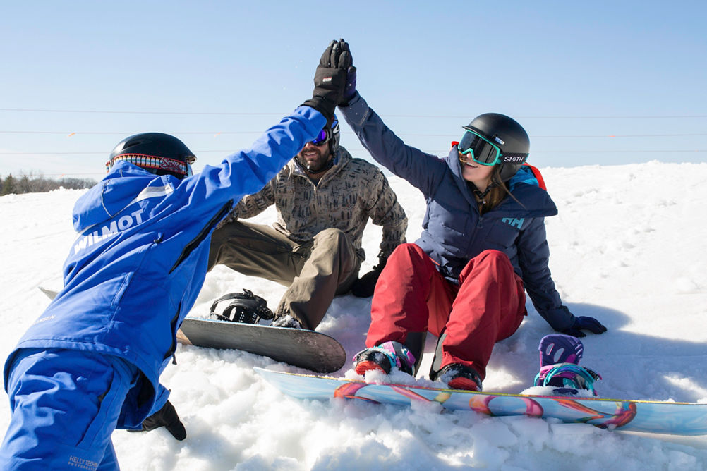 Snowboard school at Wilmot Mountain