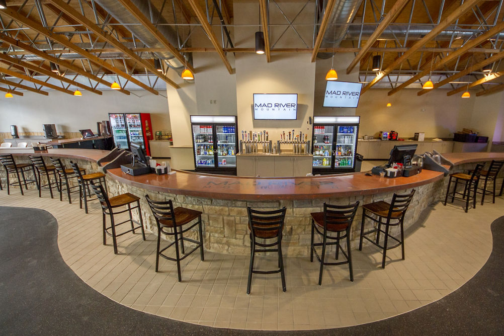 Mad River Mountain Bar at Lodge