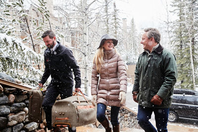 Family travels with Colorado Mountain Express in the Winter