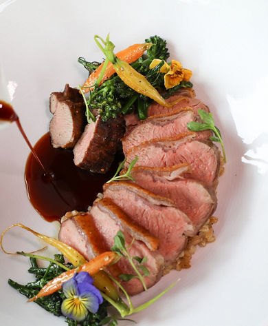 Food and Beverage at Helen's Restaurant