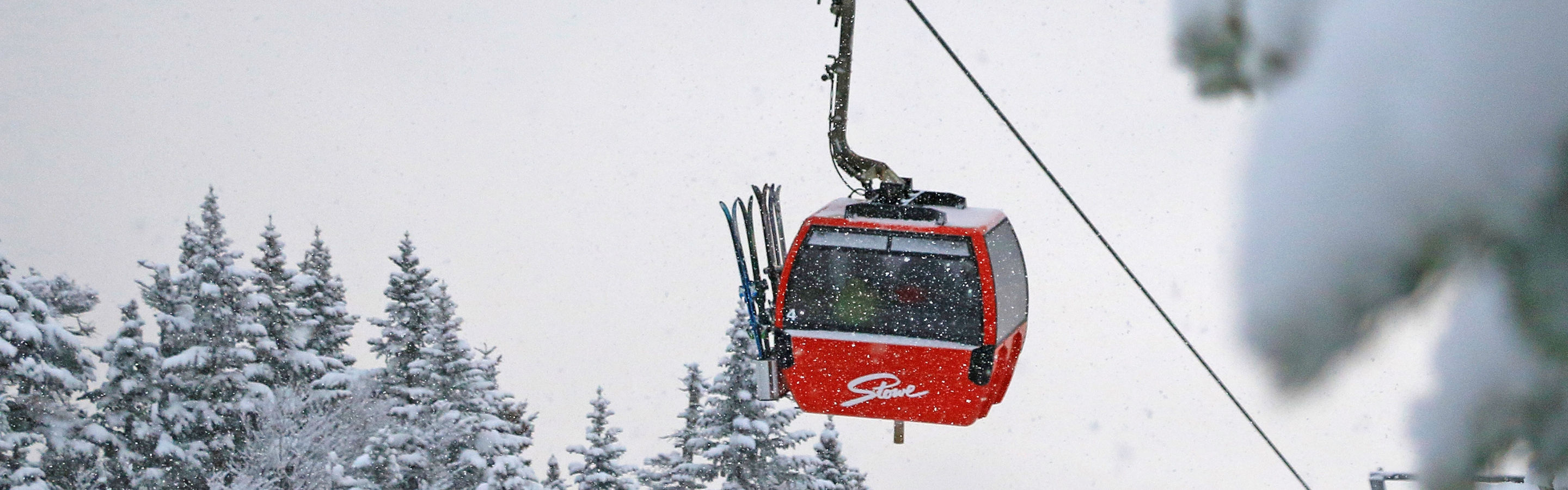 Gondola takes skiers to top of the mountain in Stowe, VT.