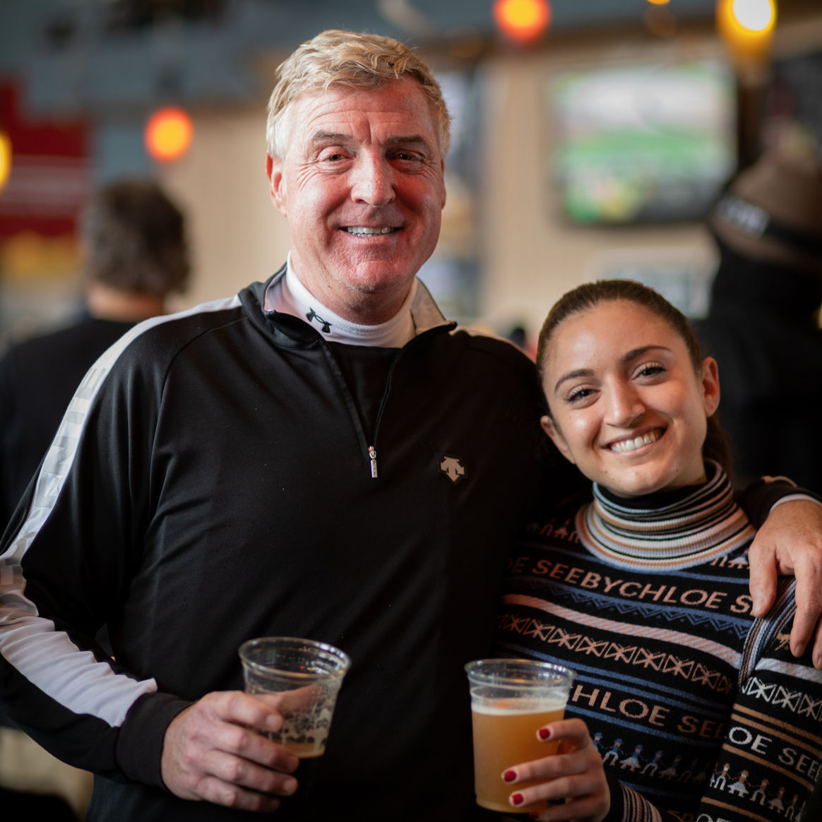 Enjoying a Beer During Apr�s Ski at Hunter Mountain