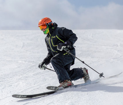 Tele Skier Carves Downhill at Hunter Mountain