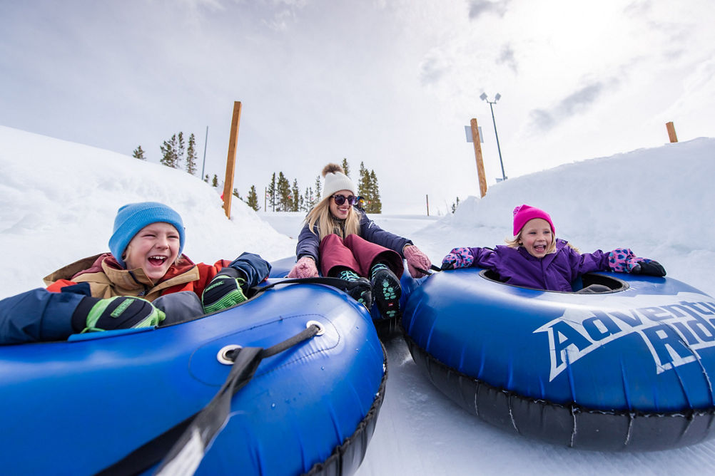 Family skiing in Vail, CO.