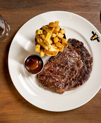 Steak Frites at Bourbon Pub in The Village at Northstar