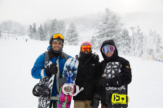 Group of Snowboarders Poses at Liberty Mountain