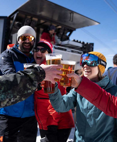 Group cheers at DJ Cat at Heavenly