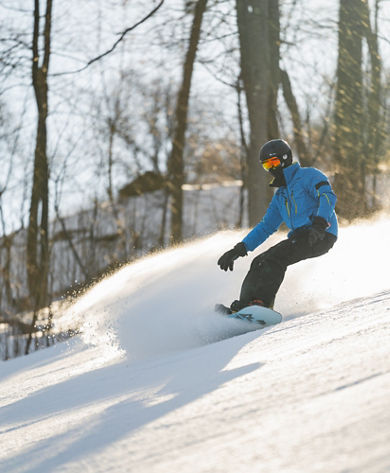 Snowboarding at Laurel Mountain Resort