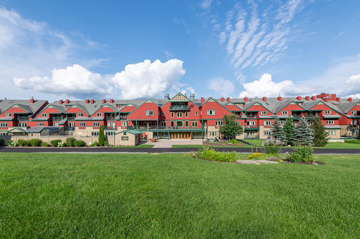 Exterior of the Mount Snow Grand Summit Resort at Mount Snow Resort in Vermont