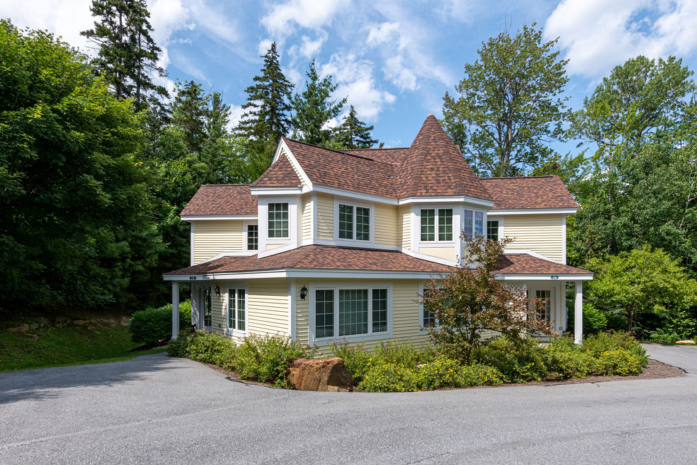 Exterior of the Mount Snow Condos at Mount Snow Resort