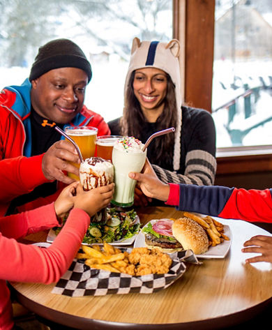 Family Cheers With Beers and Milkshakes in 1900' Burger