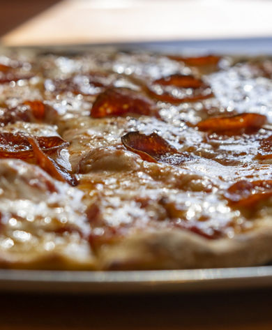 Pizza at Mountain Hearth