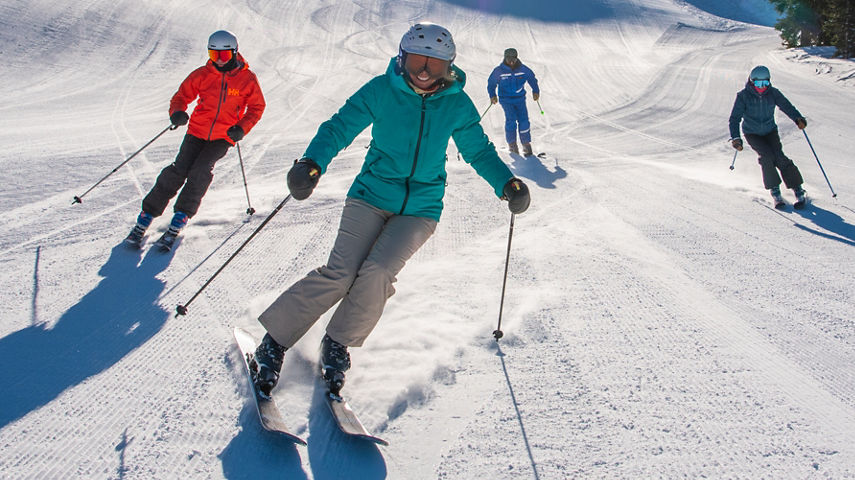 Adult ski group lesson in Crested Butte