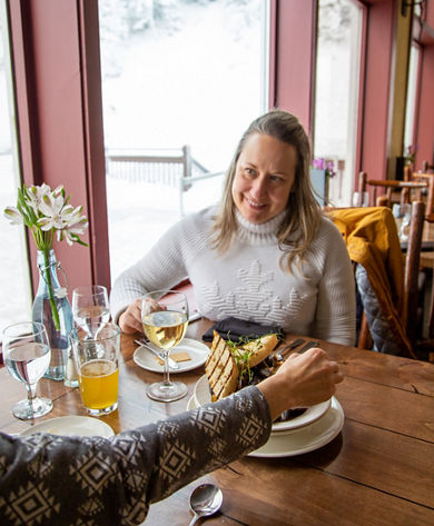 Female couple dining at Cliff House 3