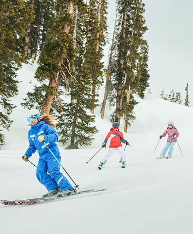 Child ski lesson with instructor at Keystone Resort