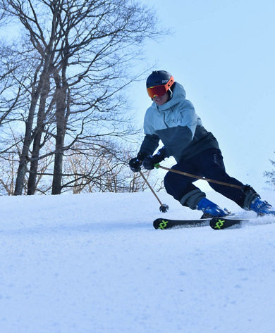 Skiing at Laurel Mountain Resort