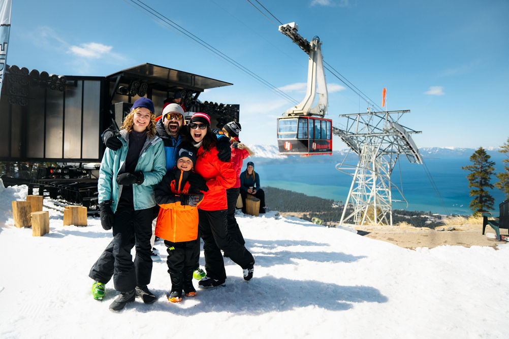 Family Picture at DJ Cat at Heavenly