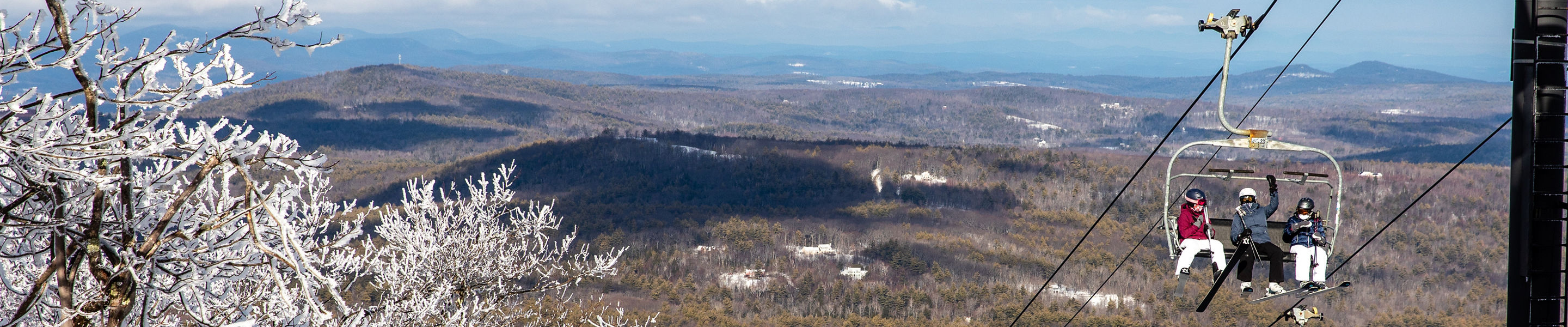 Guests on the chairlift at Crotched