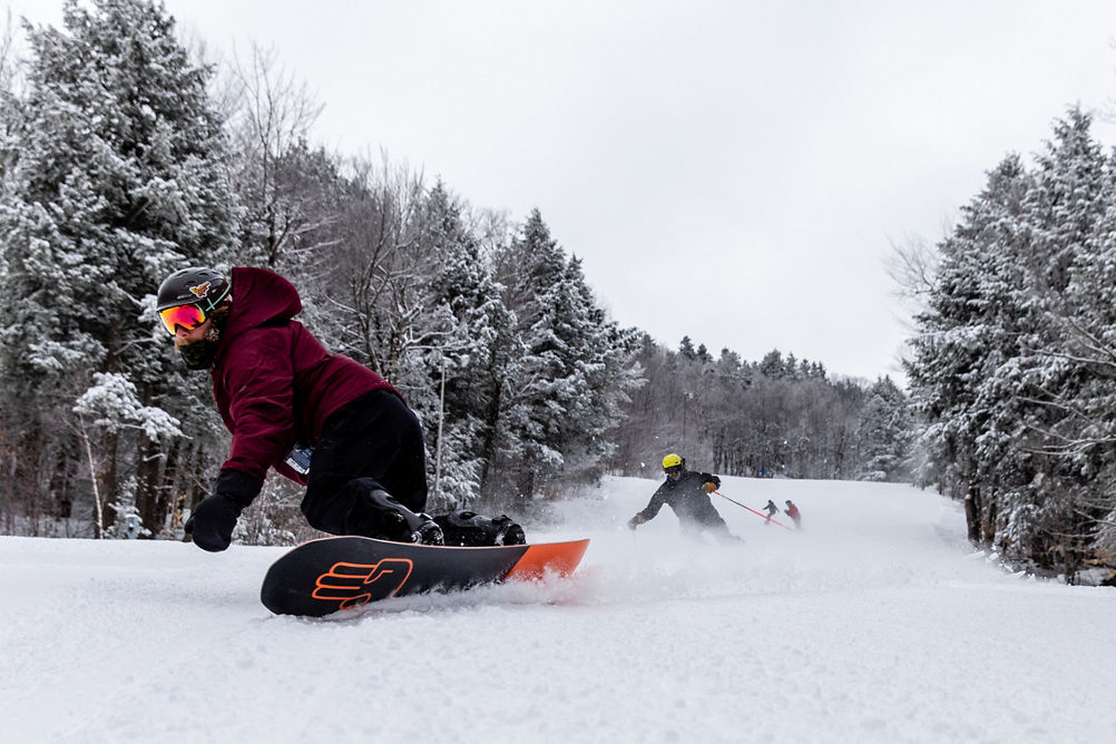 Skiing and snowboarding at Crotched Mountain