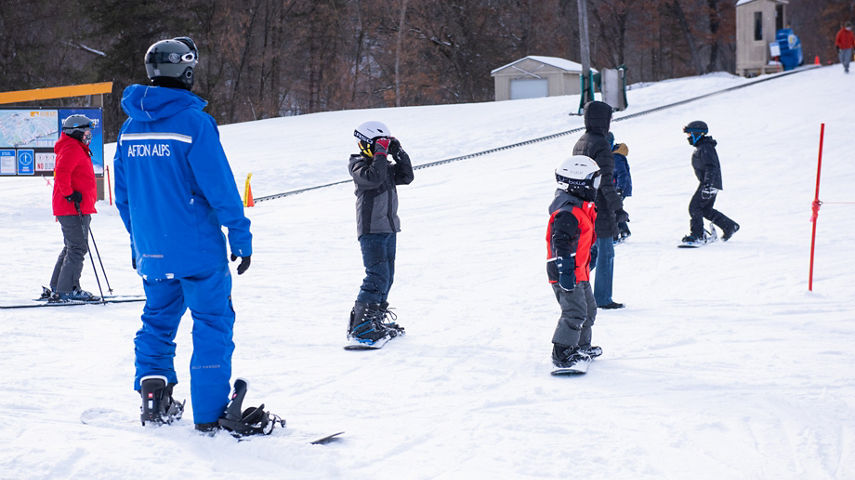 Group Snowboard Lesson at Afton Alps, MN