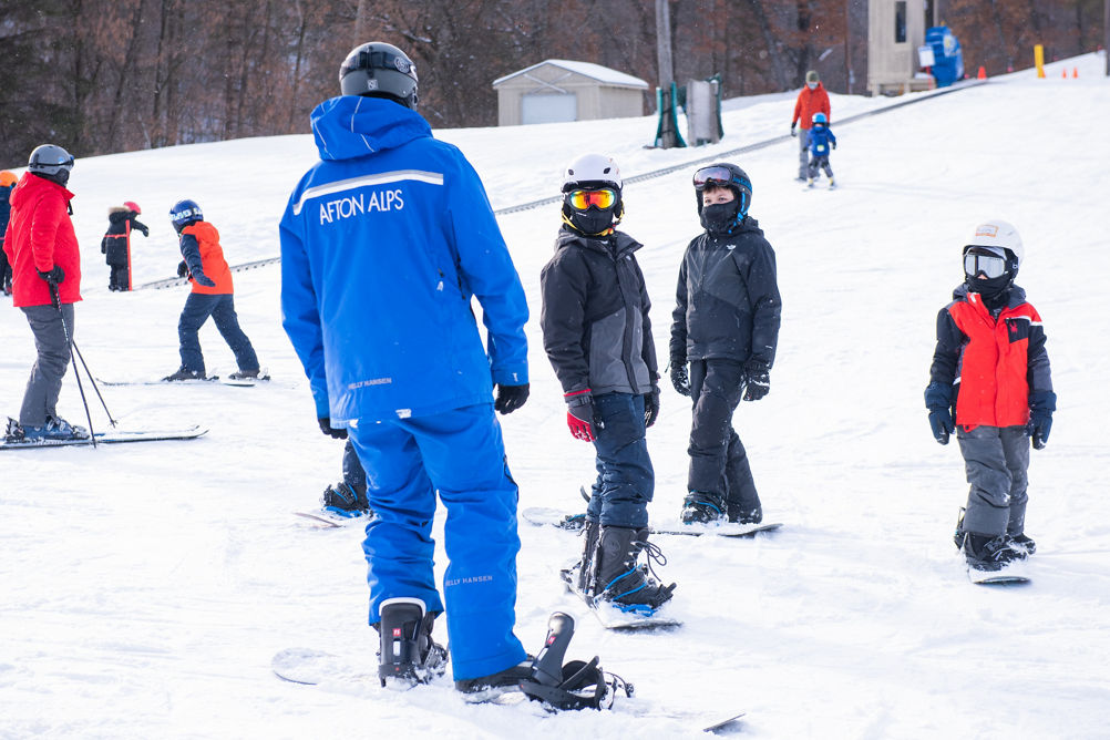 Group Snowboard Lesson at Afton Alps, MN
