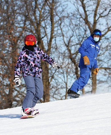 Snowboard Instructor - Private Lesson turns on Grand River