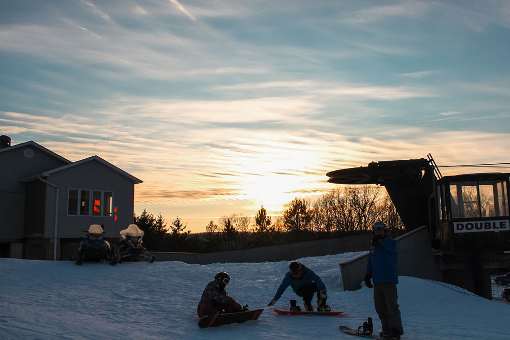 Skiing and Riding at Paoli Peaks
