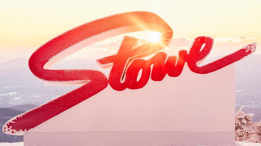 Scenic View of Stowe Sign