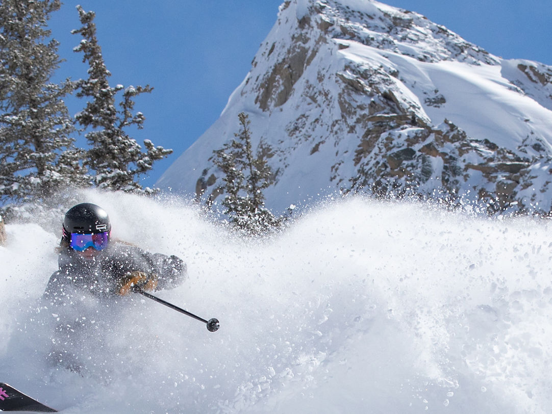 Ski & Snowboard Resort  Crested Butte Mountain Resort