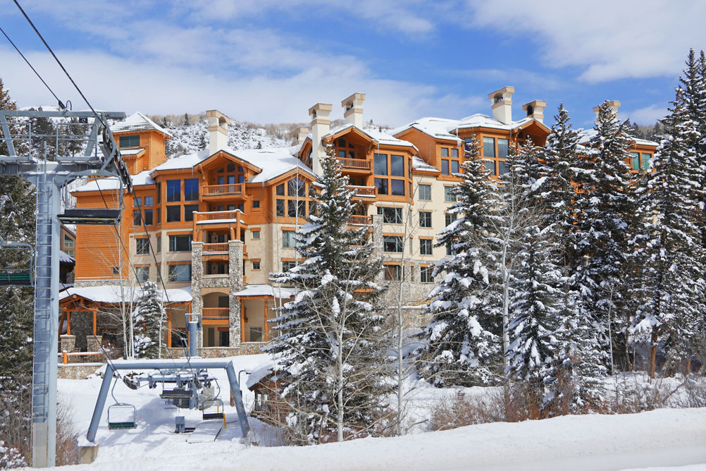 Exterior of  Elkhorn Lodge at Beaver Creek