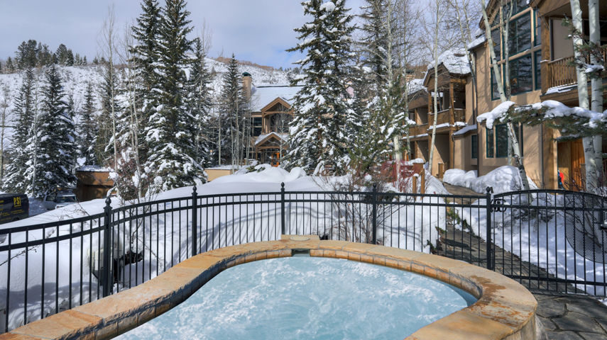 Hot Tub at Saddleridge at Beaver Creek