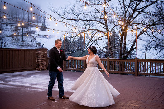 Winter Wedding Imagery at Seven Springs