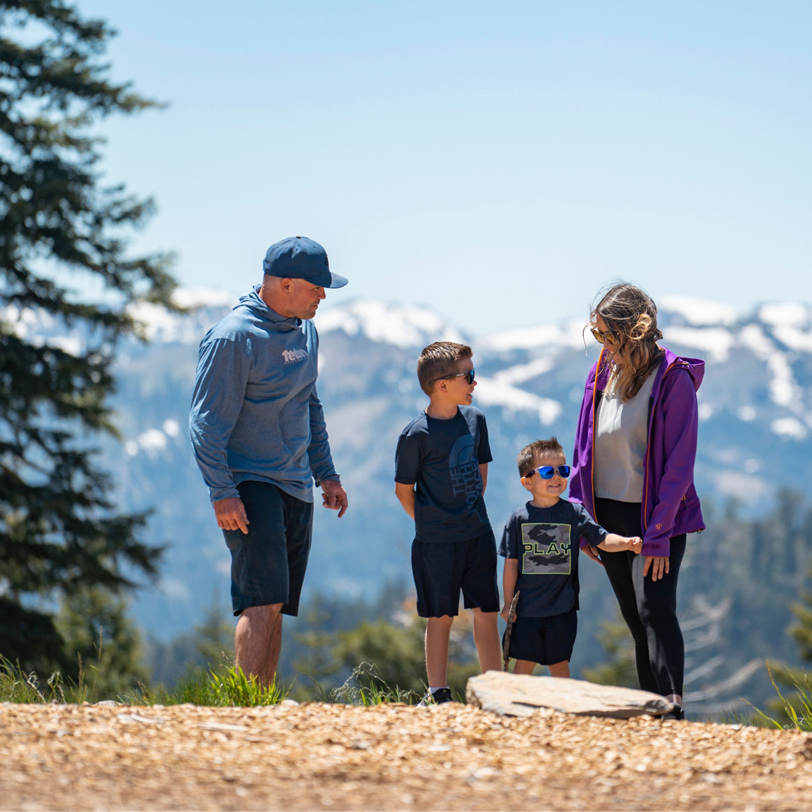 Family hikes at Northstar