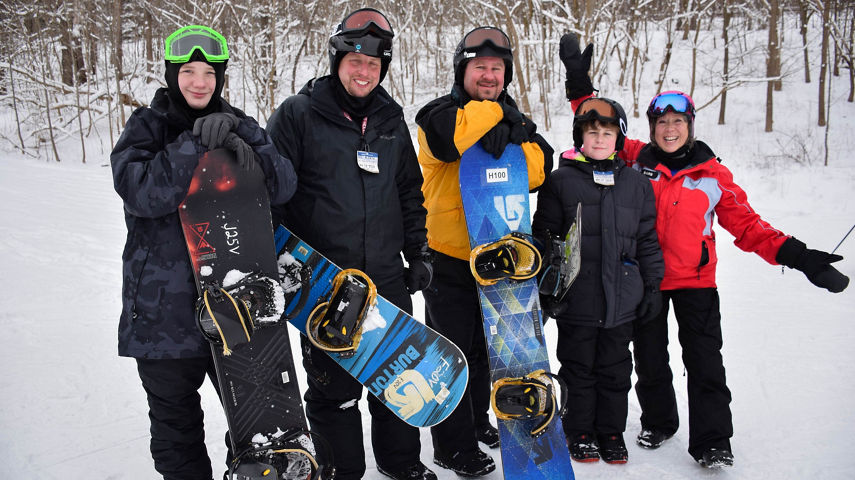 Group ski and ride lesson at Hidden Valley - PA