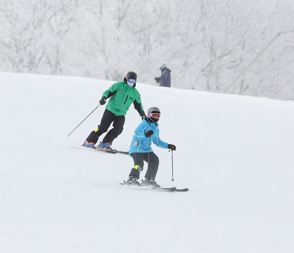 Private youth ski lesson