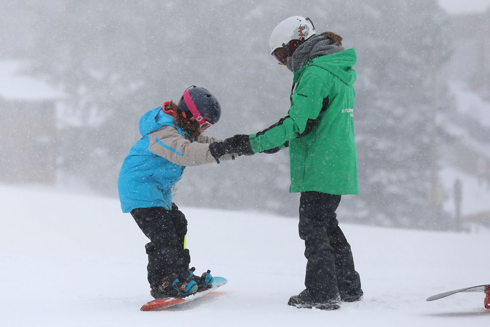 Private youth snowboard lesson