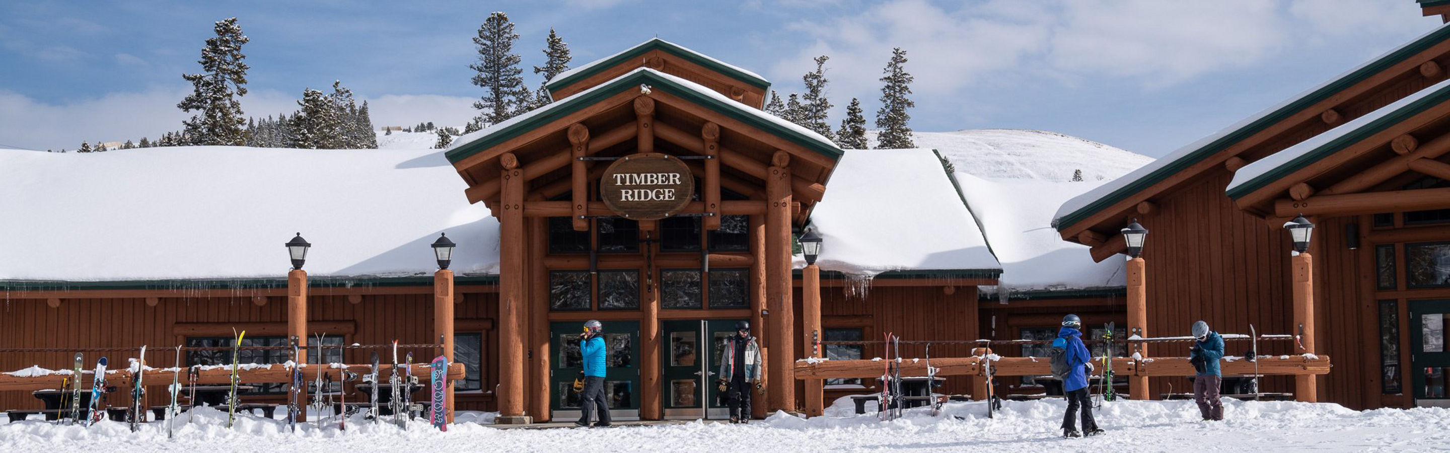 Exterior of Timber Ridge Lodge at Keystone