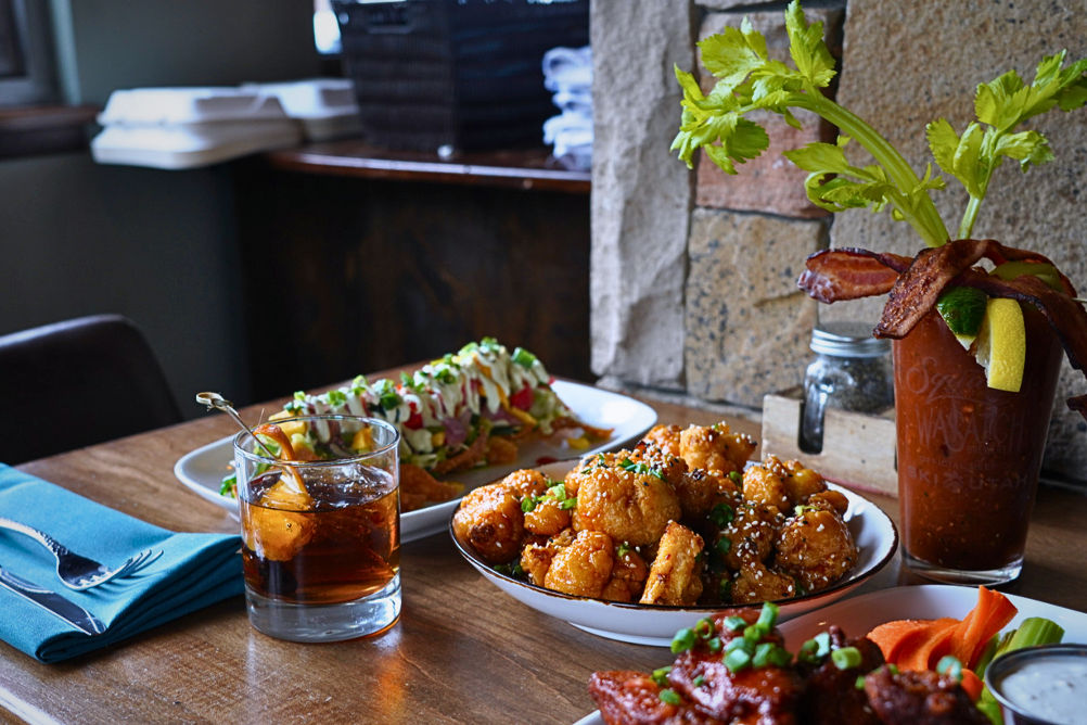 Food and Beverage Imagery at Legend's Bar and Grill at Park City