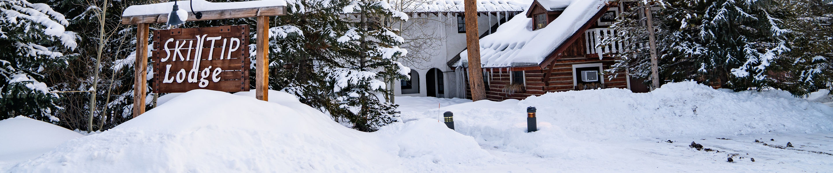 Exterior of Ski Tip Lodge at Keystone