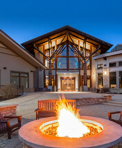 Highlands Lodge Exterior