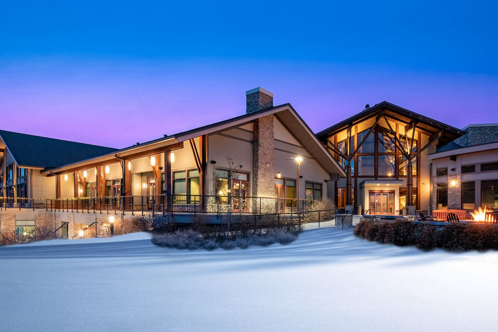 Highlands Lodge Exterior