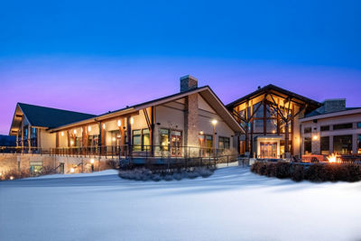Highlands Lodge Exterior