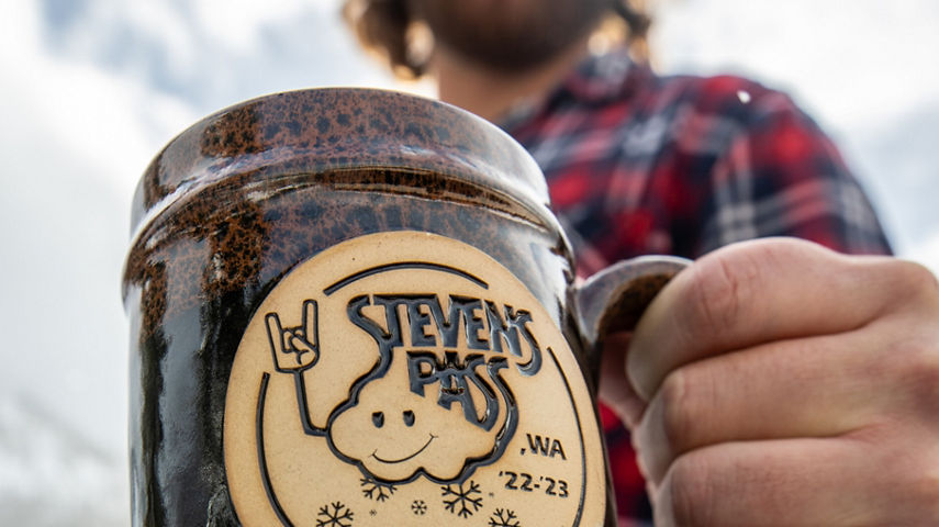 22-23 Stevens Pass Mug at Foggy Goggle