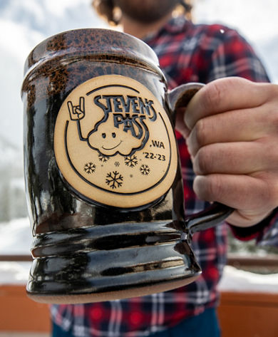 22-23 Stevens Pass Mug at Foggy Goggle