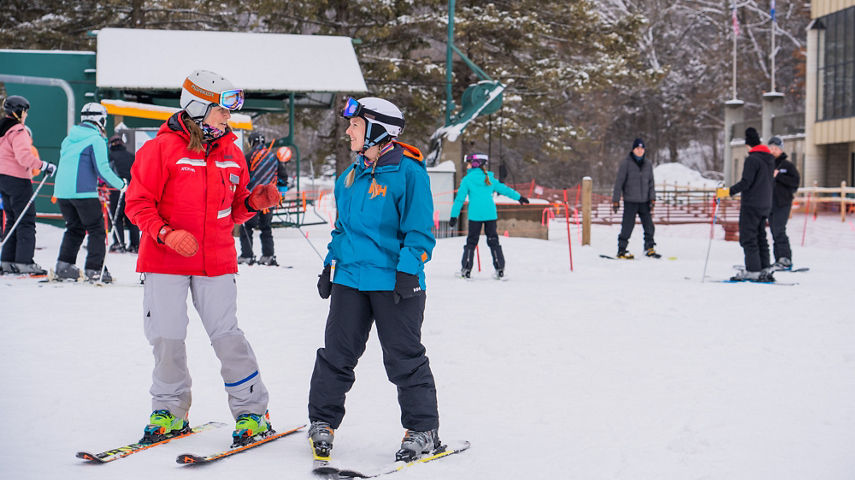 Adult Ski Lesson at Afton Alps