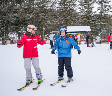 Adult Ski Lesson at Afton Alps