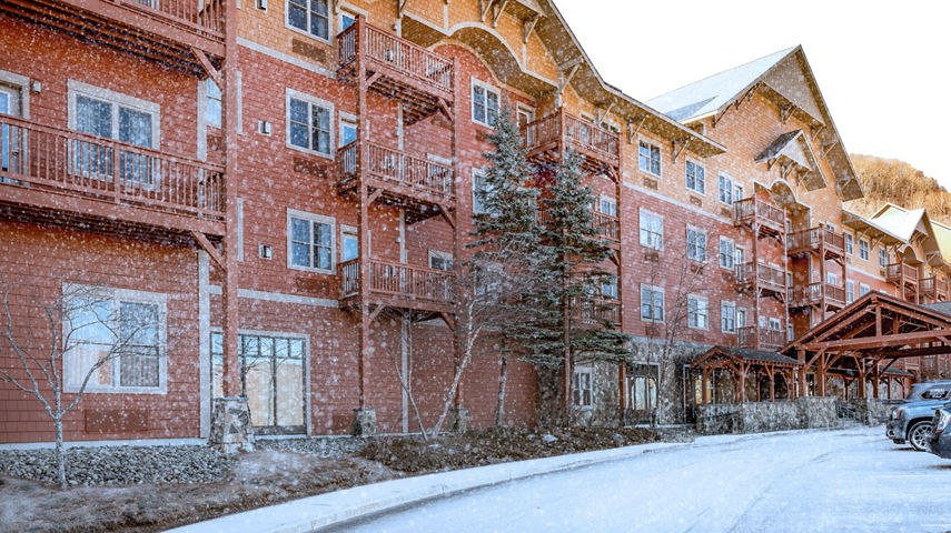 Kaatskill Mountain Club Hotel Exterior